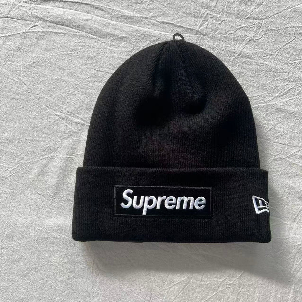 Supreme x New Era Beanies