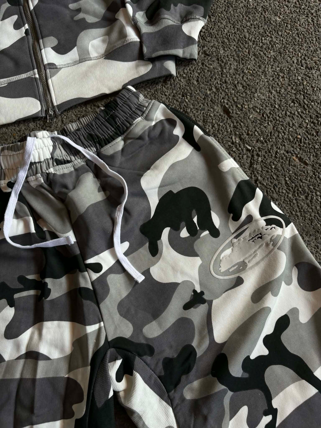Corteiz Island Puff Print Arctic Camo Set (ON-HAND)