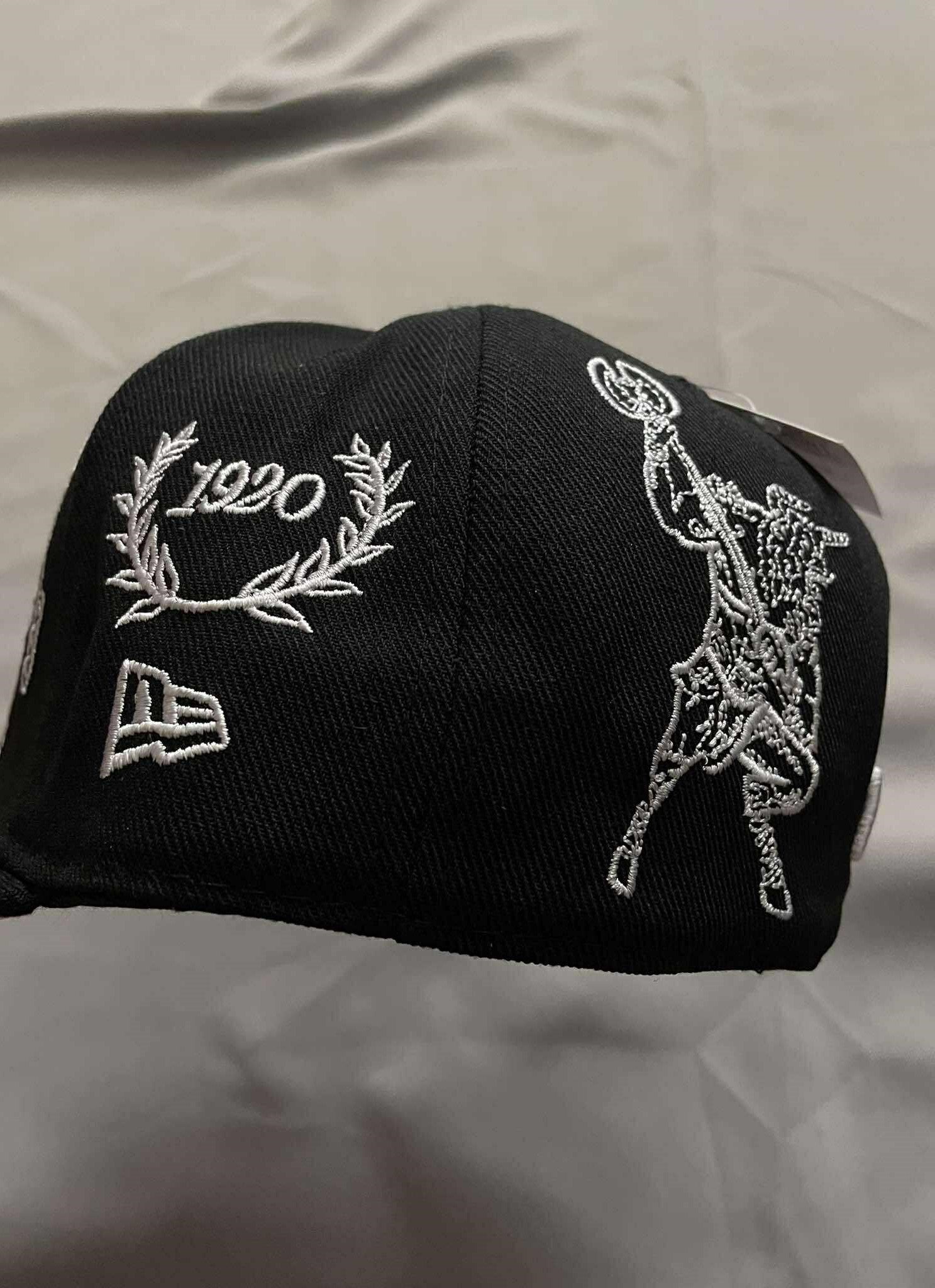 NY Yankees New Era Mythical MLB Black Wool 59Fifty