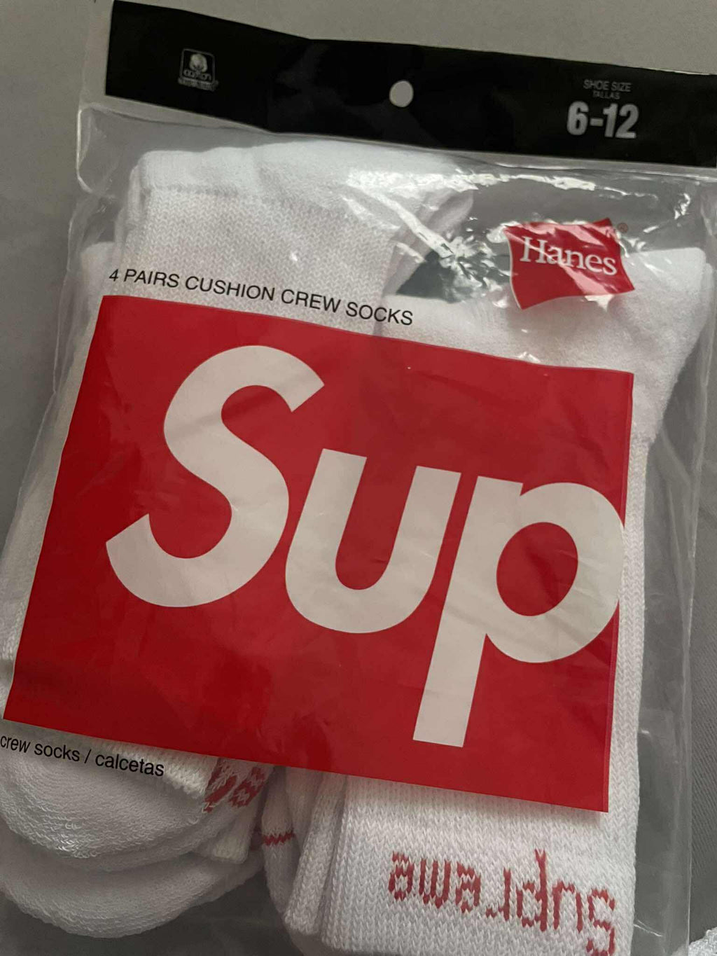 Supreme x Hanes Long Socks 4 PAIRS