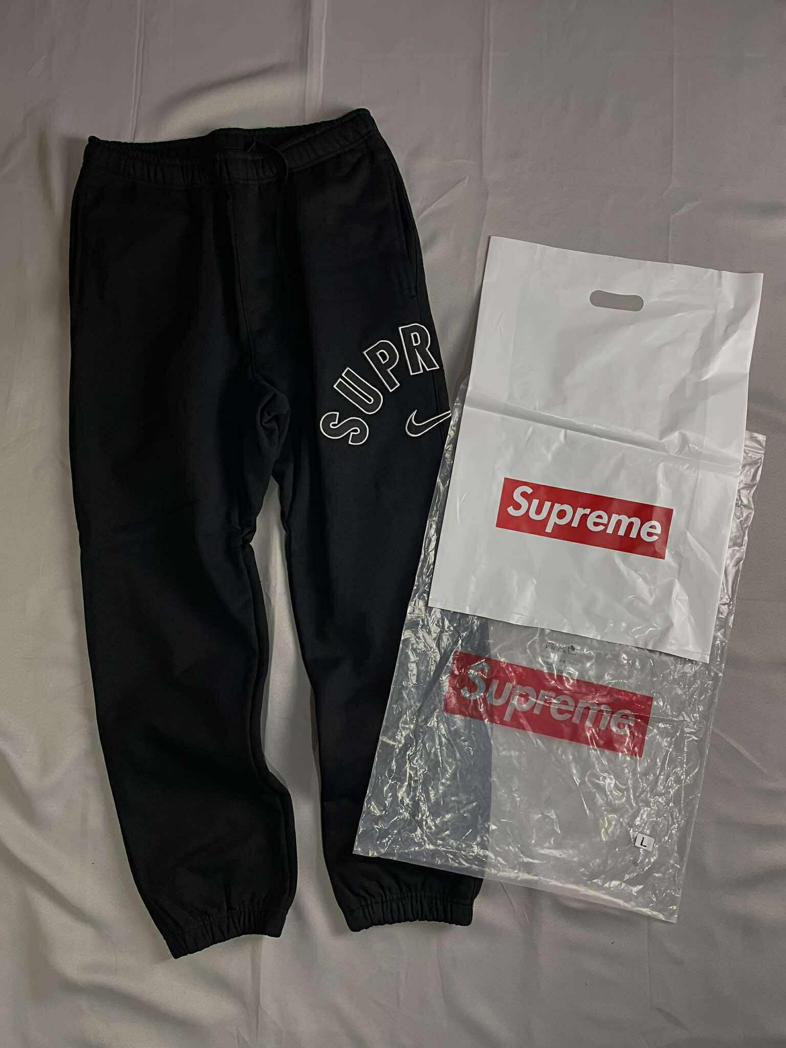 Supreme x Nike Pants