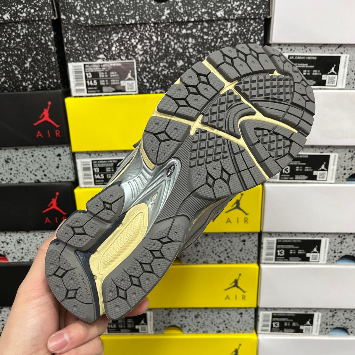 New Balance 1906R x thisisneverthat "The 2022 Downtown Run"