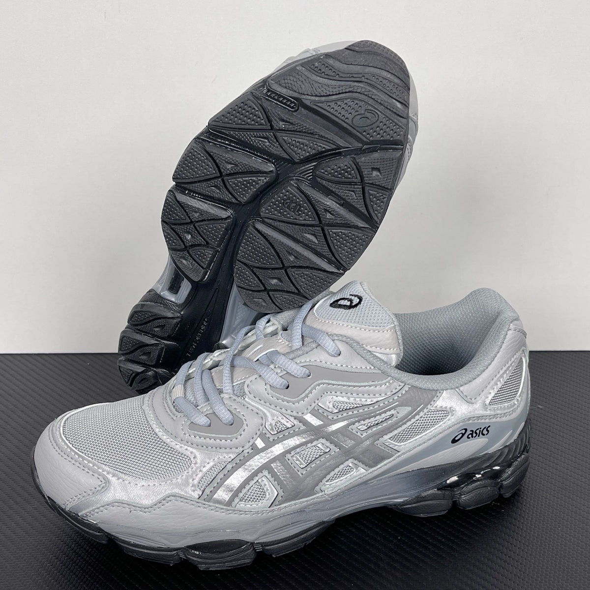ASICS GEL-NYC Mid Grey / Sheet Rock