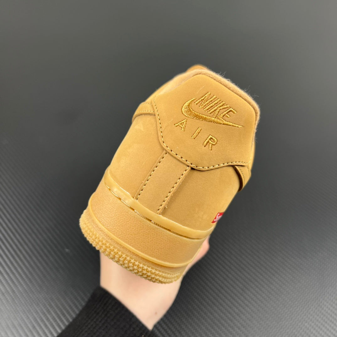 Nike Air Force 1 Low x Supreme Wheat