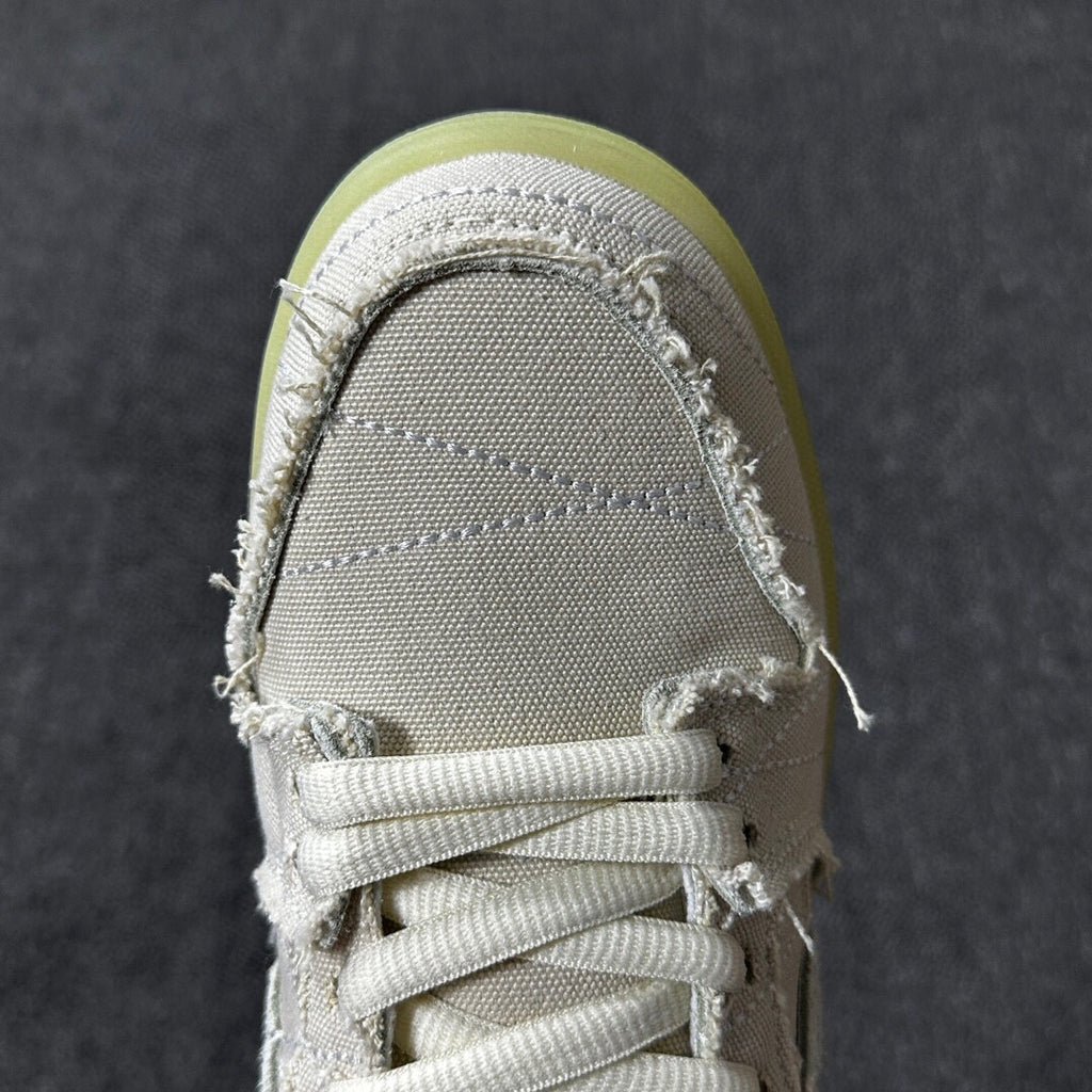 Nike SB Dunk Low "Mummy"