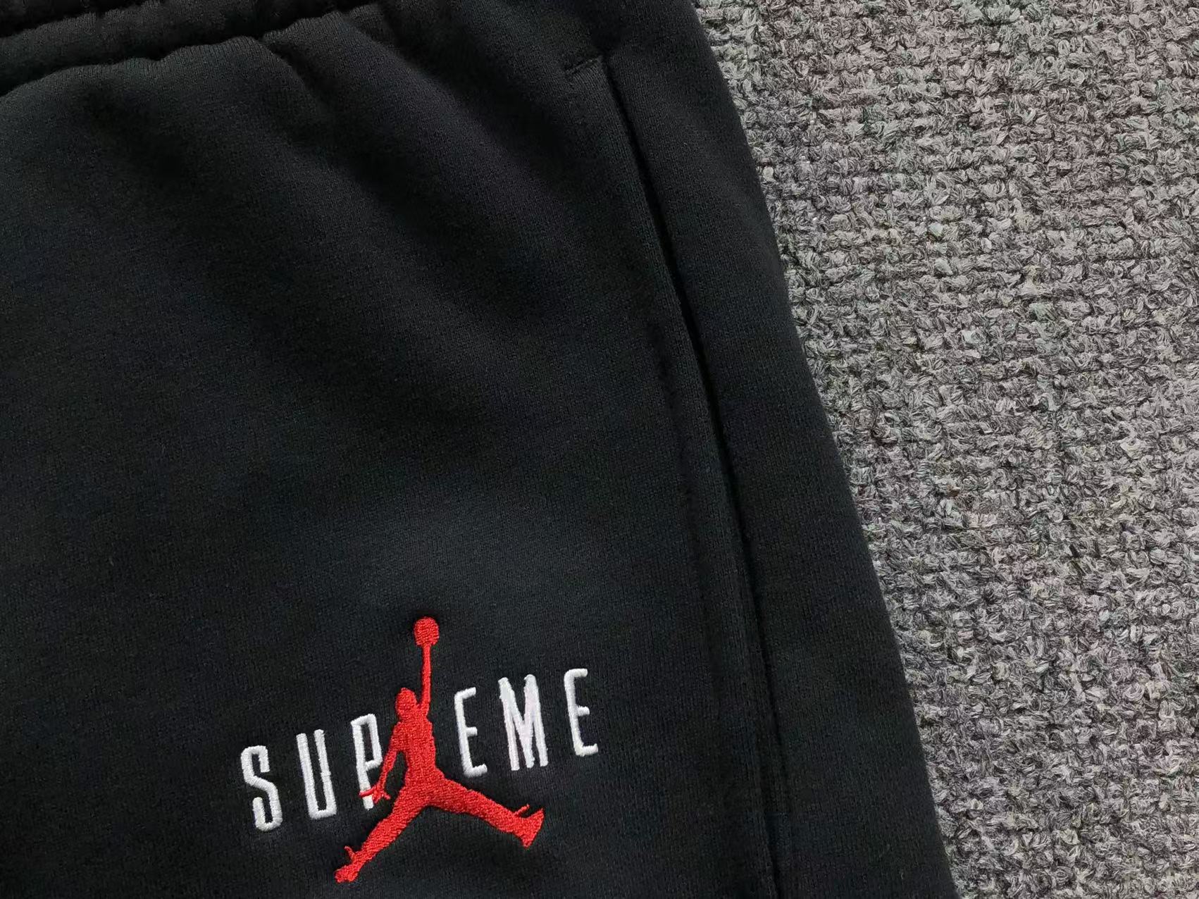 Supreme x Air Jordan Black Sets