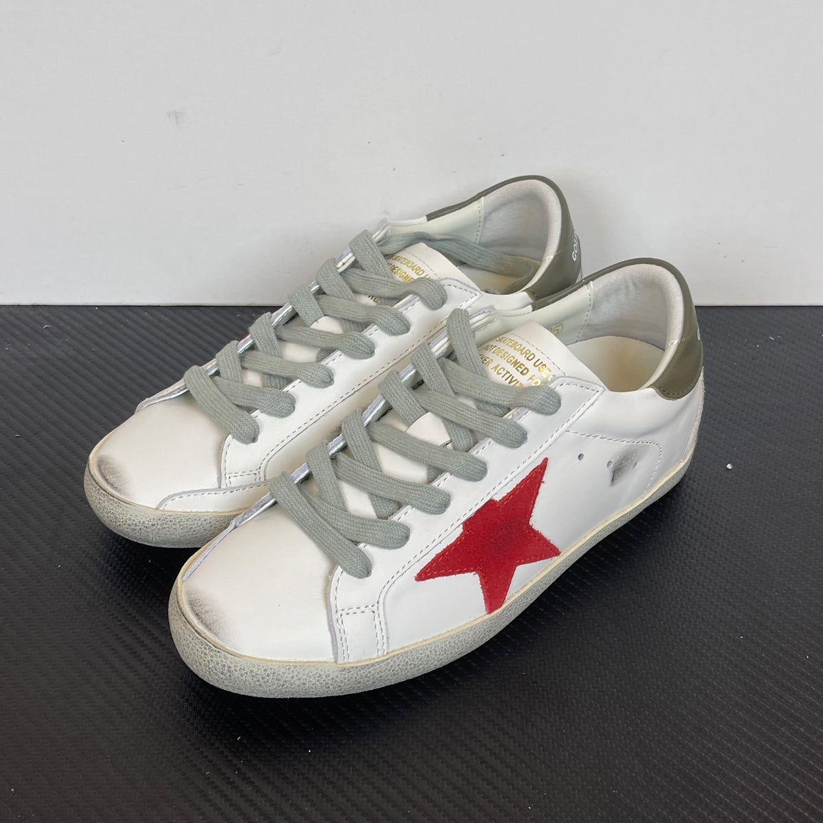 Women's Golden Goose Super-Star Red Star