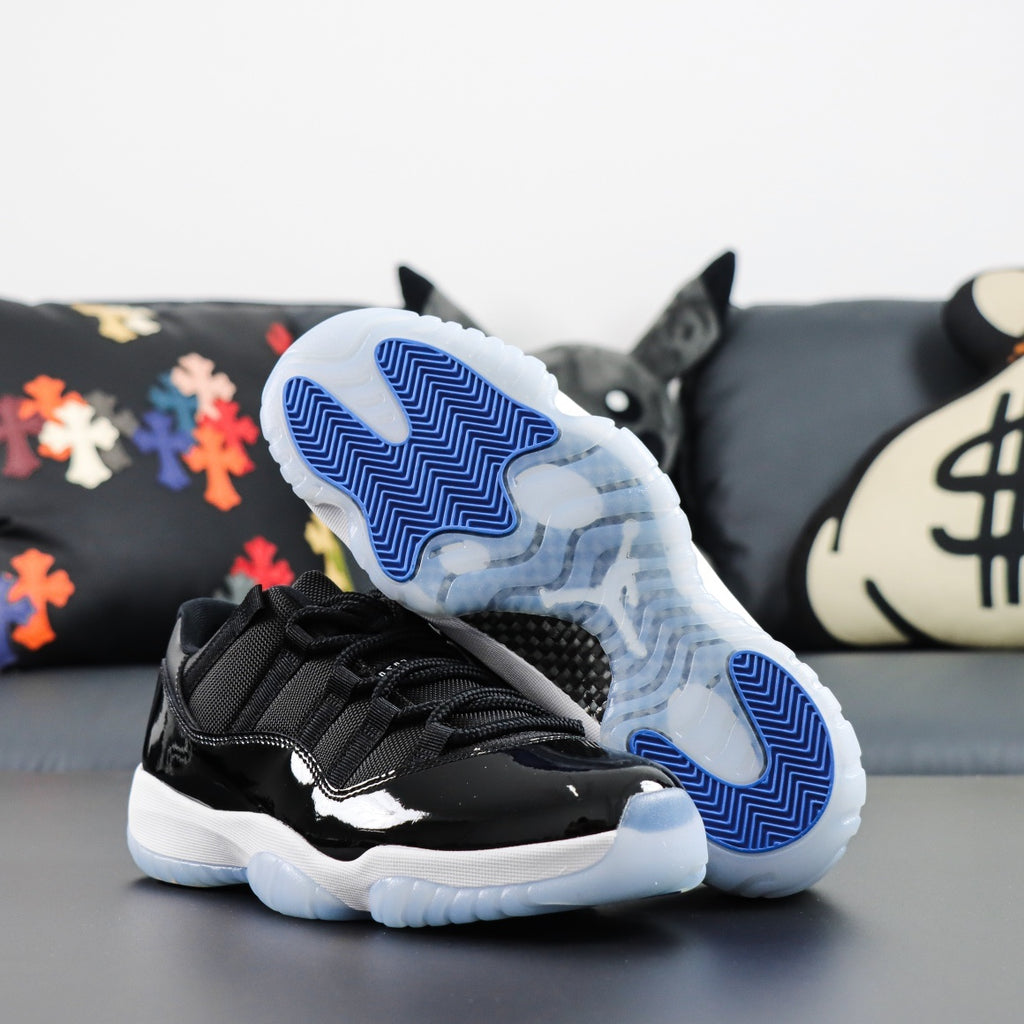 Air Jordan 11 Retro Low "Space Jam"