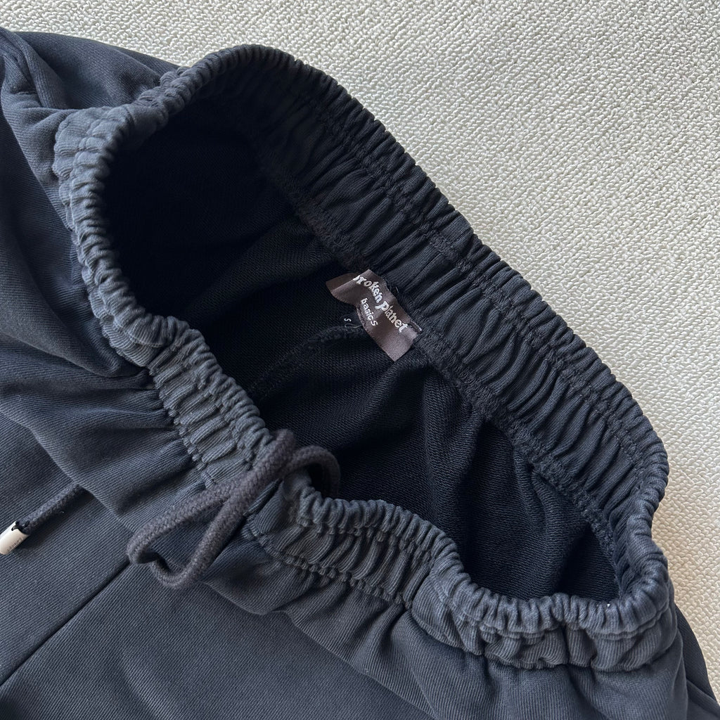 Broken Planet Midnight Black Short-set
