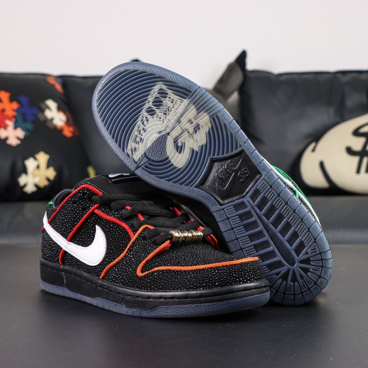 Nike SB Dunk Low Pro x Bronx Girls Skate 'Black and Challenge Red'