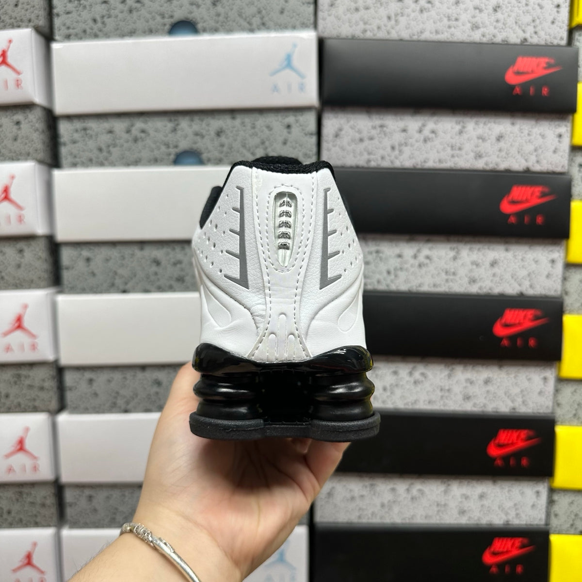 Nike Shox R4 White/Black