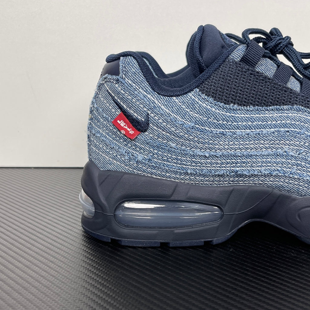 Nike Air Max 95 OG "Levi's - Obsidian"