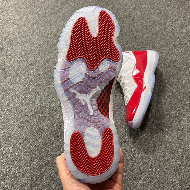 Air Jordan 11 Retro "Cherry"
