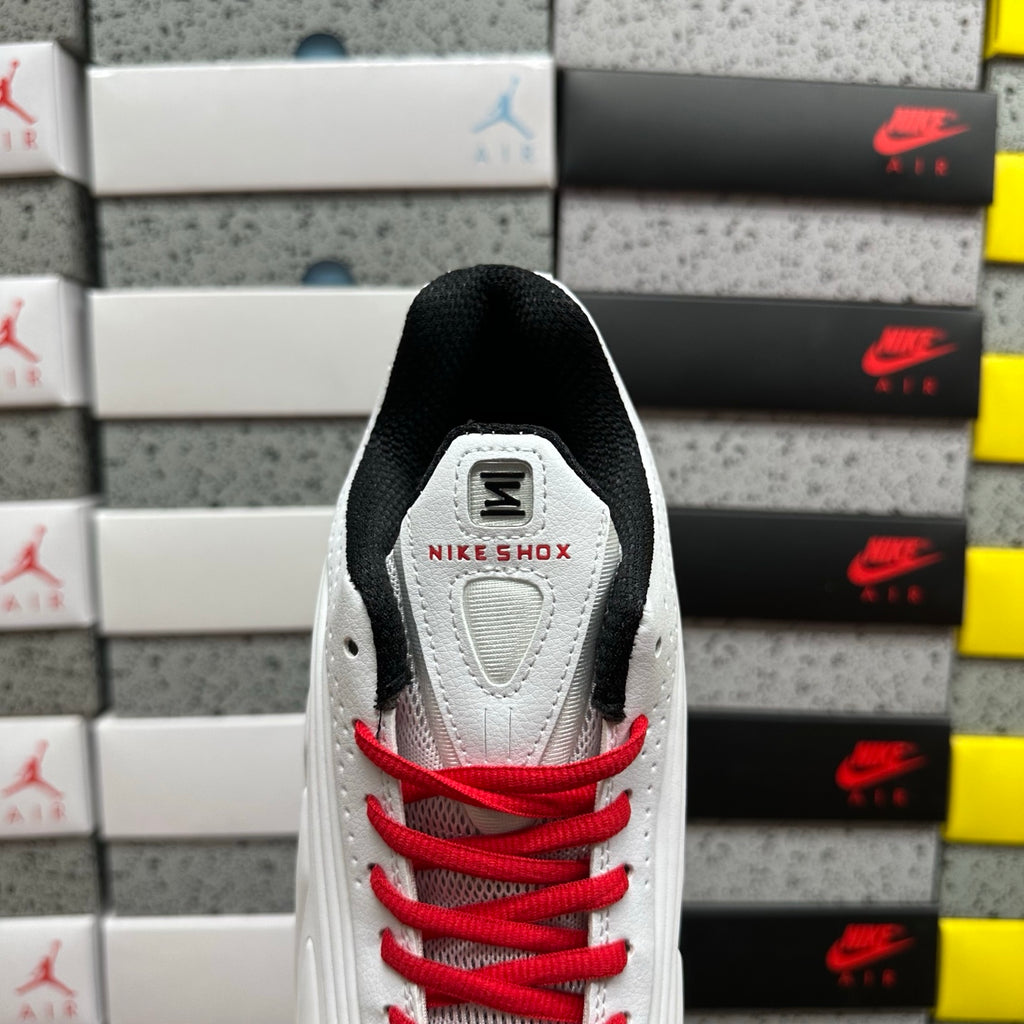 Nike Shox R4 White / Red