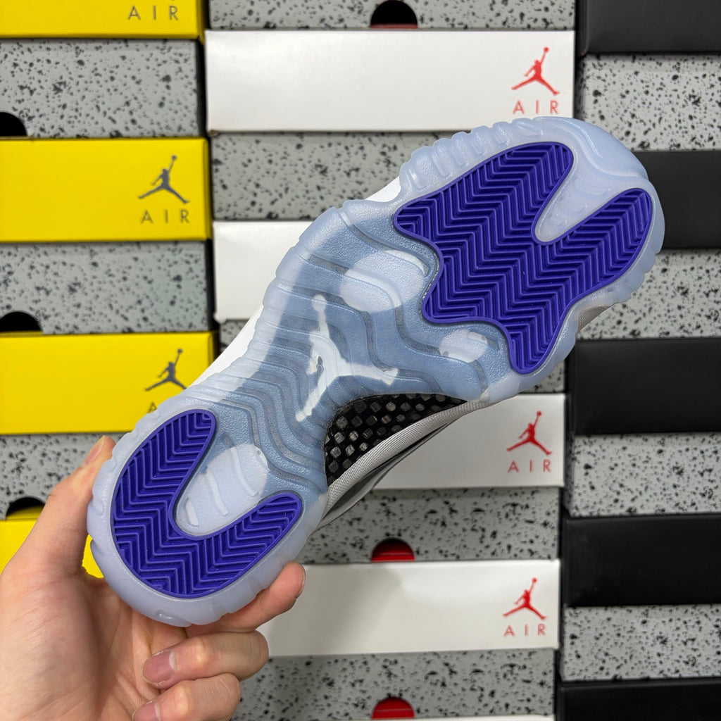 Air Jordan 11 Retro "Concord"