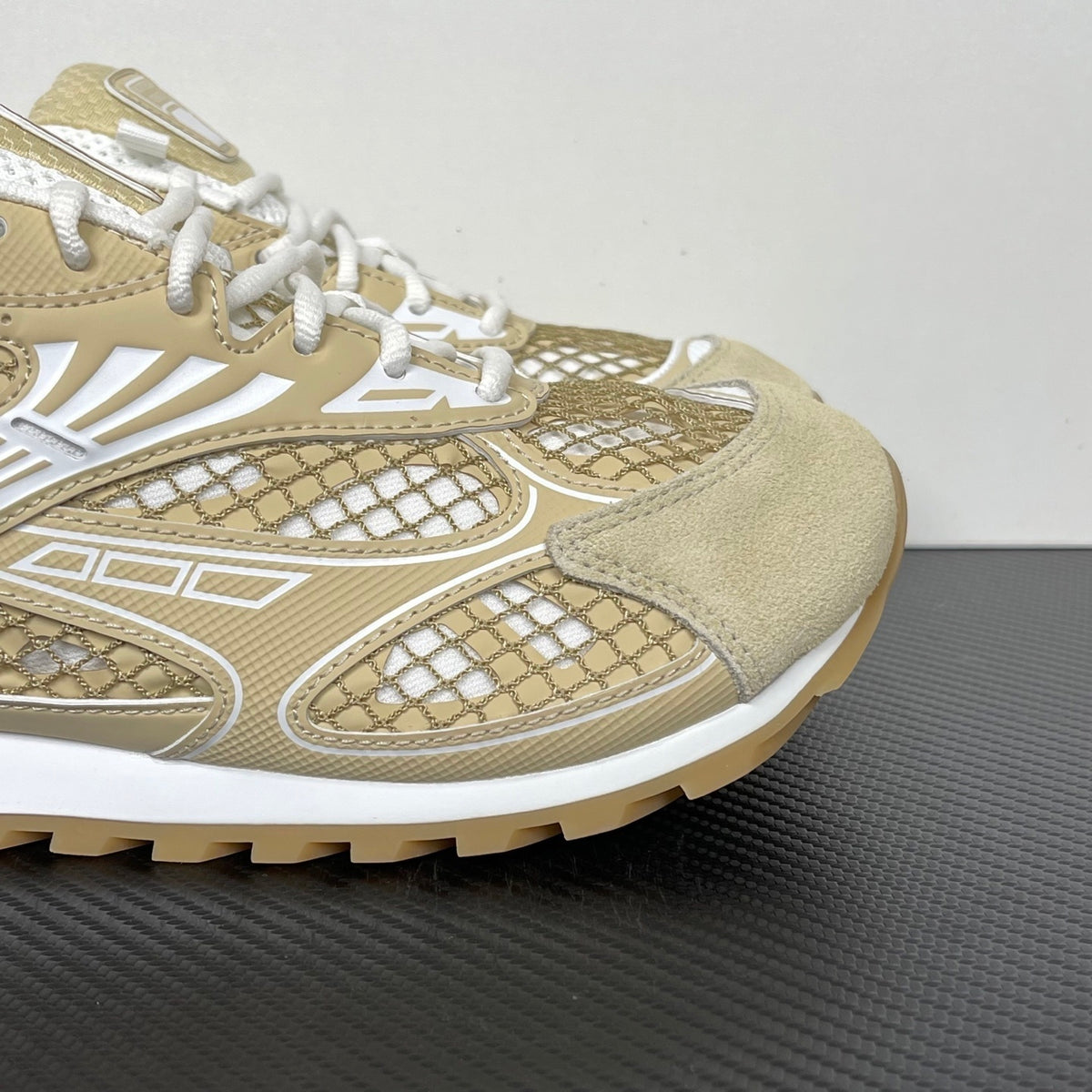 Bottega Veneta Orbit Sneakers Tufo (Beige)