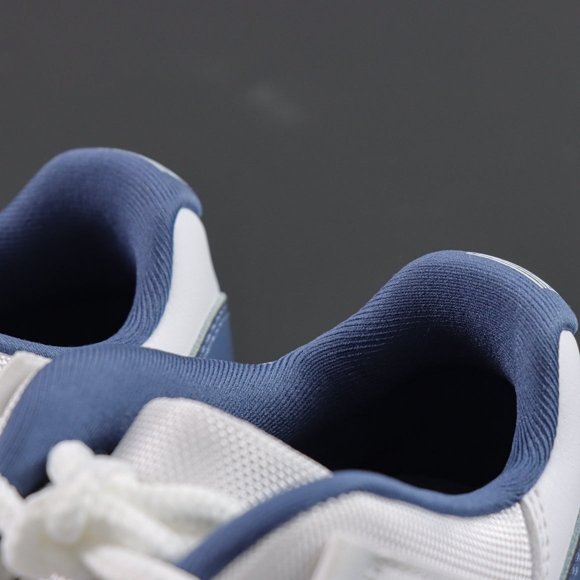 Air Jordan 11 Retro Low "Diffused Blue"