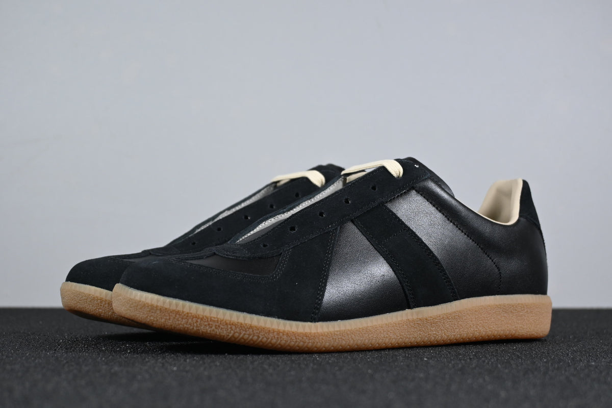 Maison Margiela Replica Black