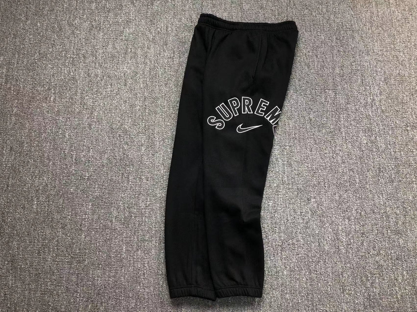 Nike x Supreme Sweatpants
