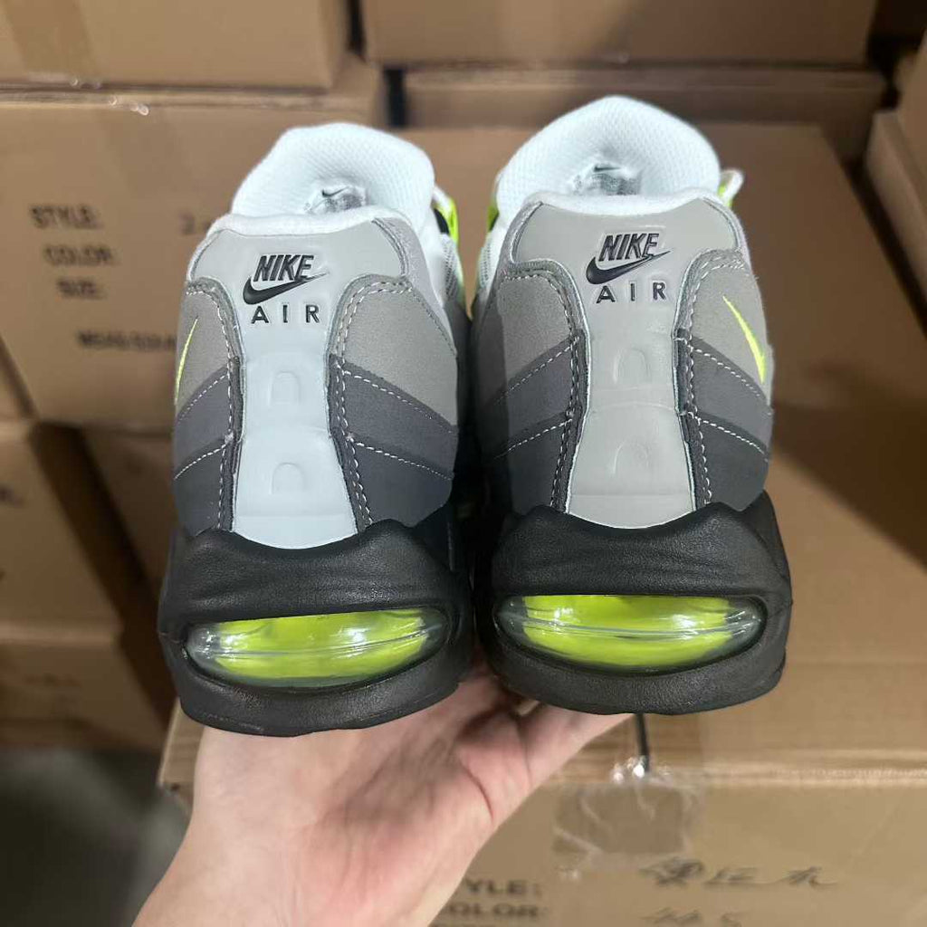 Nike Air Max 95 OG Big Bubble "Neon"