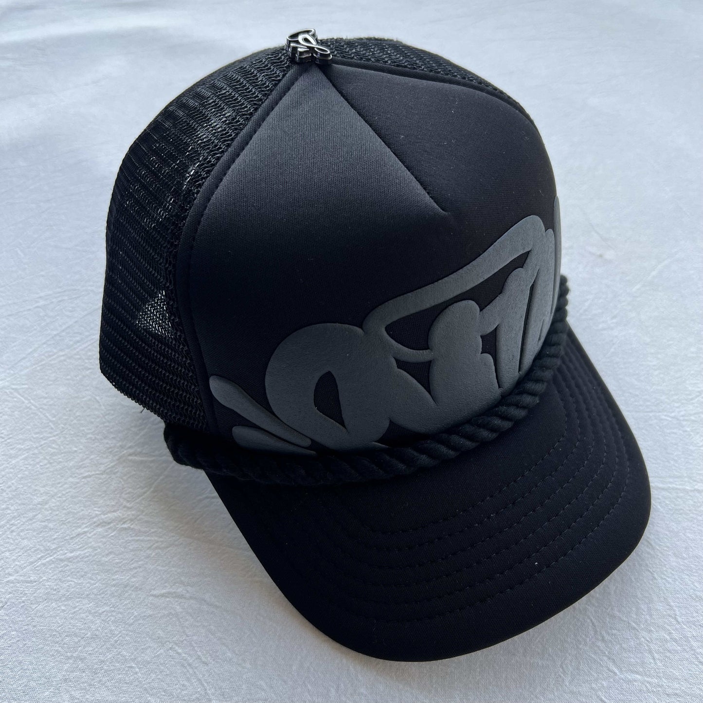 Syna Trucker Caps