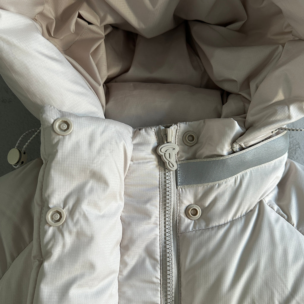 Syna Puffer Jackets