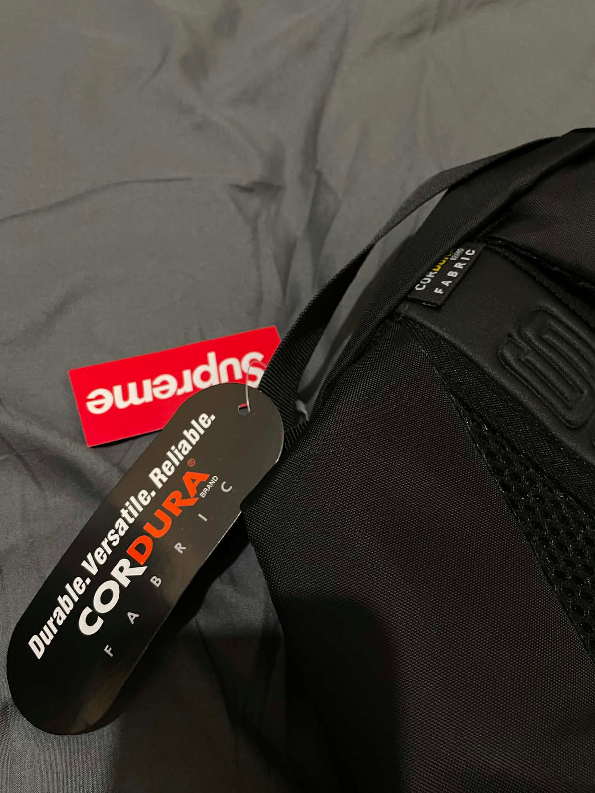 Supreme Logo Backpack Black - FW23 (ON-HAND)