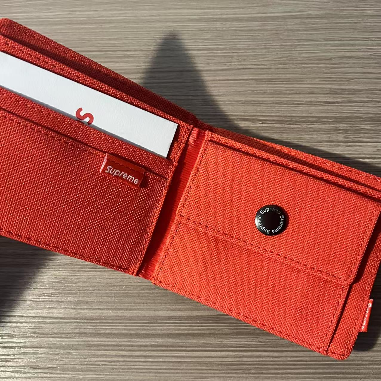 Supreme SS19 Wallet