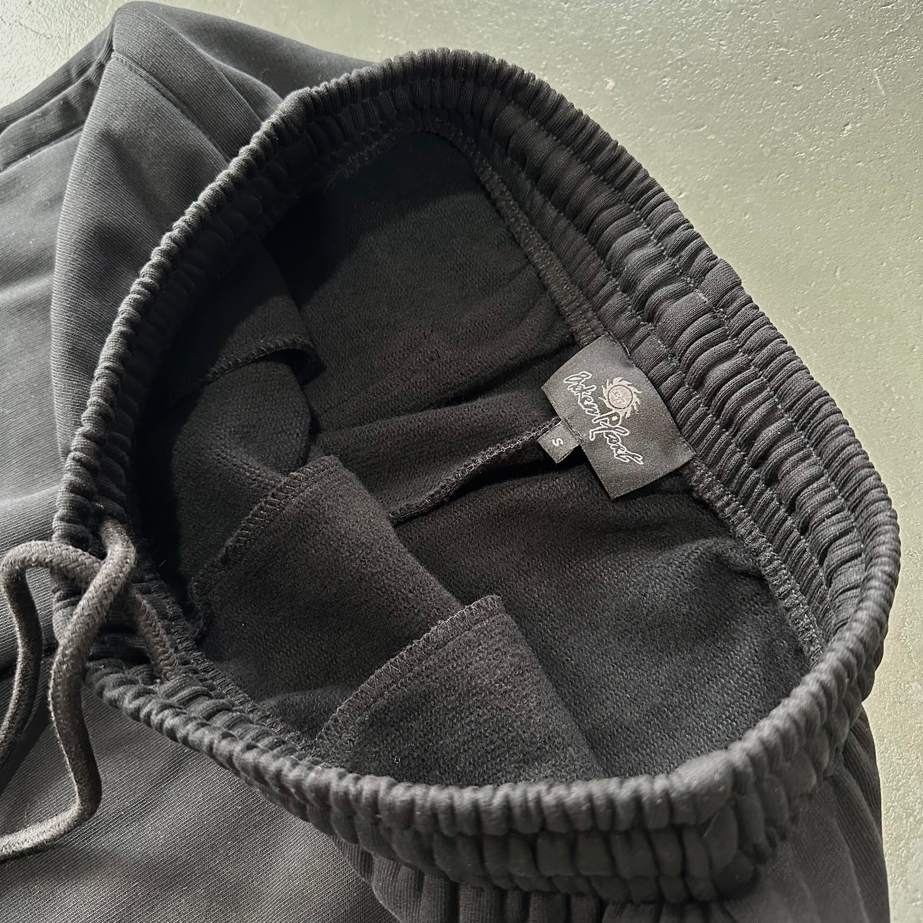 Broken Planet Sun "Black" Zip-up Sets