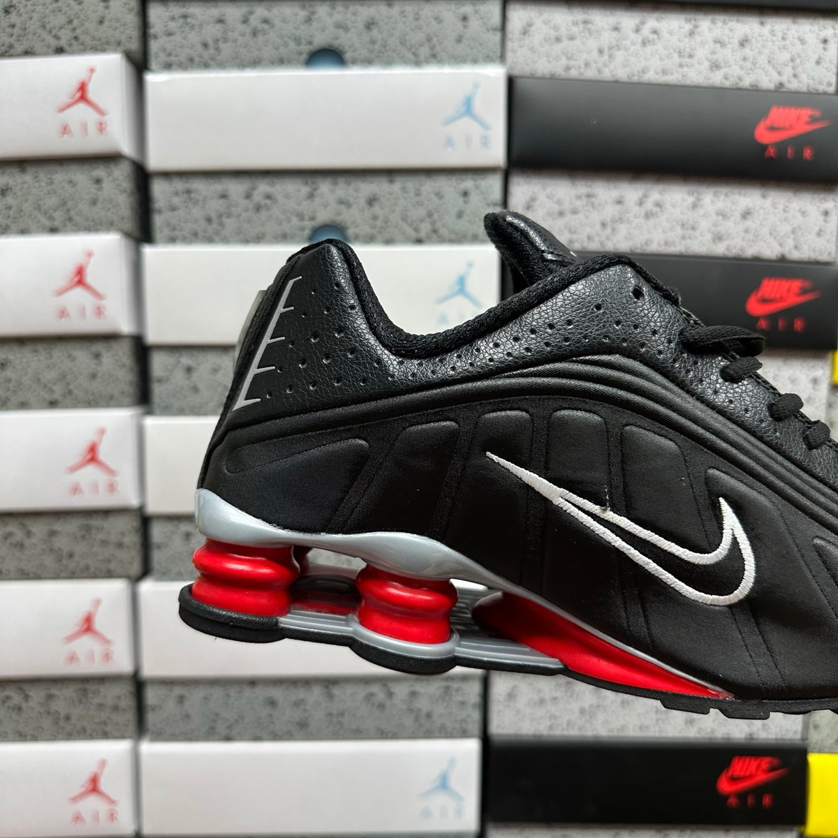 Nike Shox R4 Black/Red