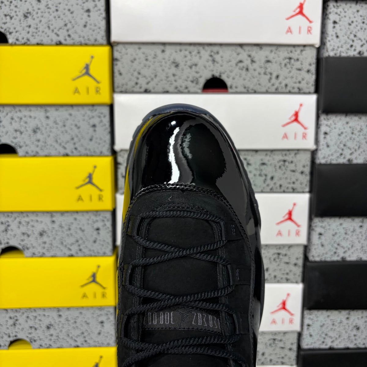 Air Jordan 11 Retro "Cap and Gown"