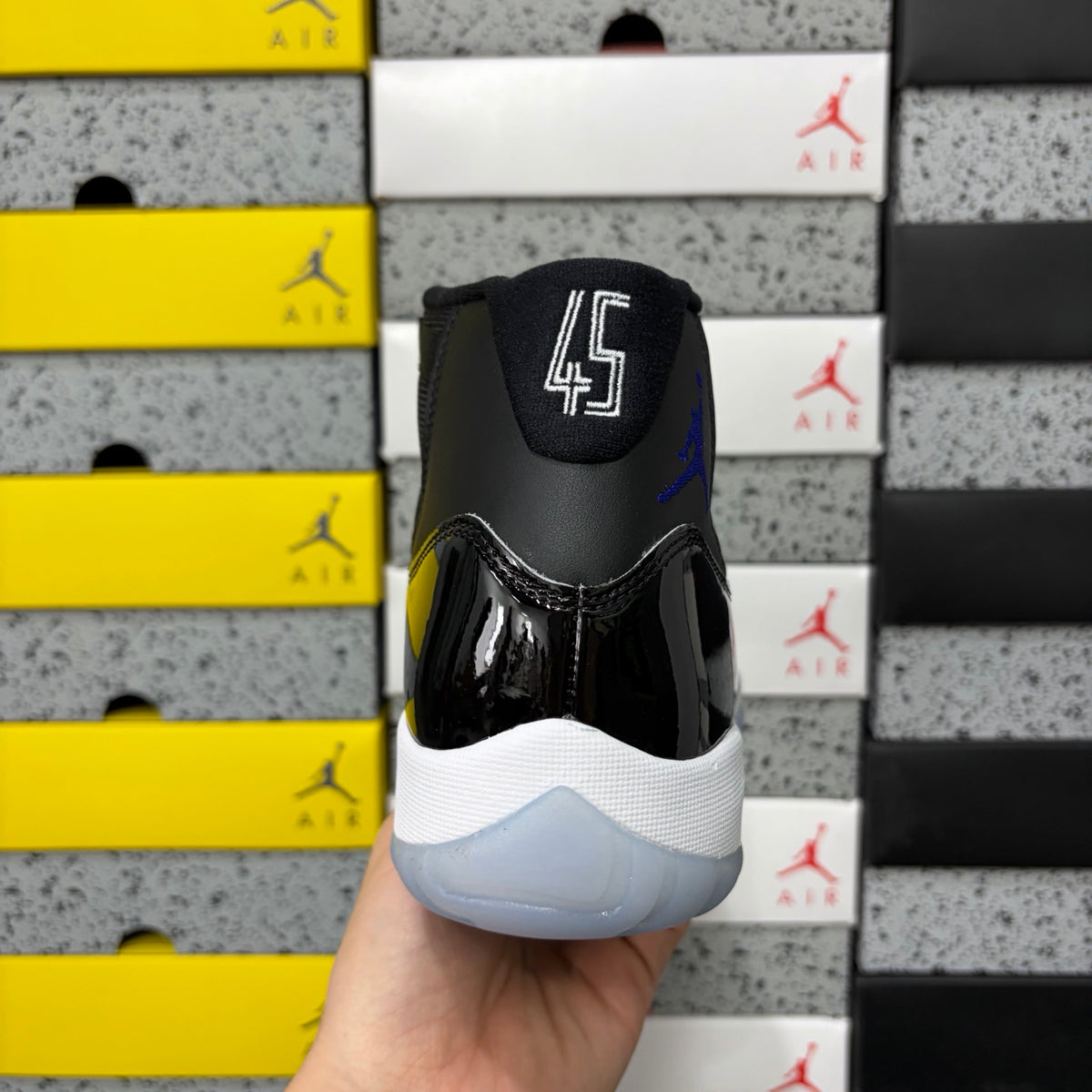 Air Jordan 11 Retro "Space Jam"