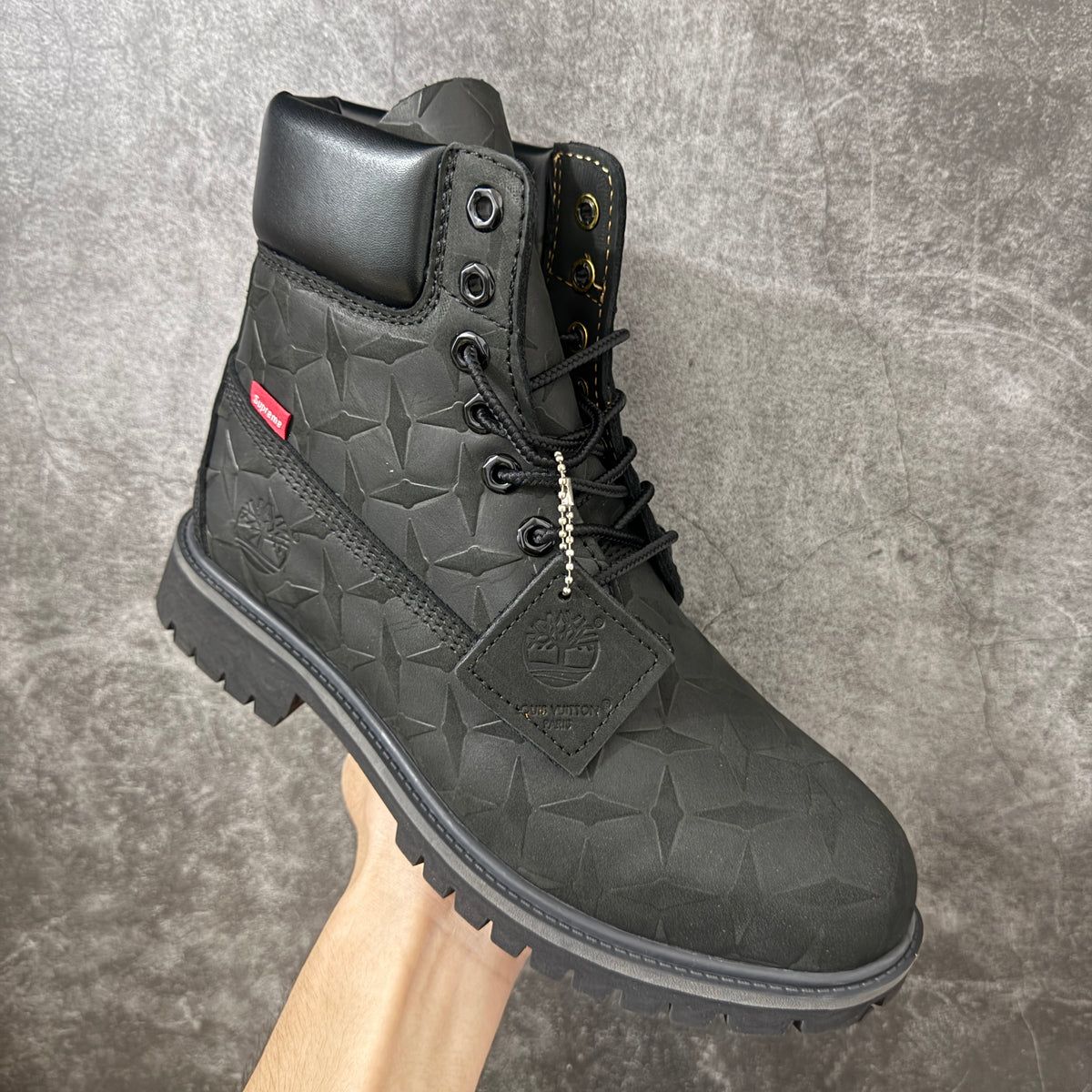 Supreme x Timberland Diamond Plate 6" Premium Waterproof Black Boot