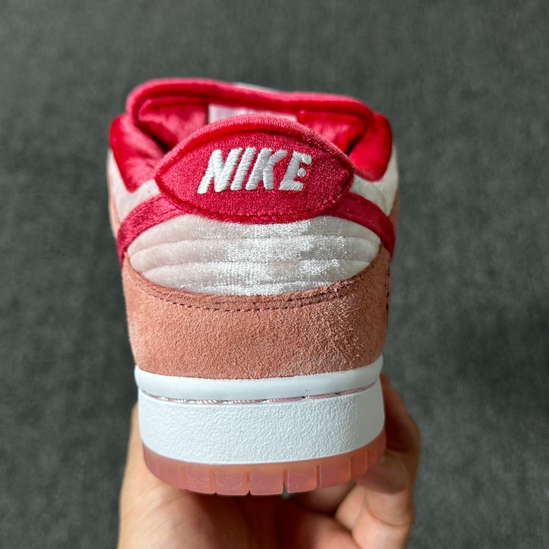 Nike SB Dunk Low Pro x StrangeLove Skateboards