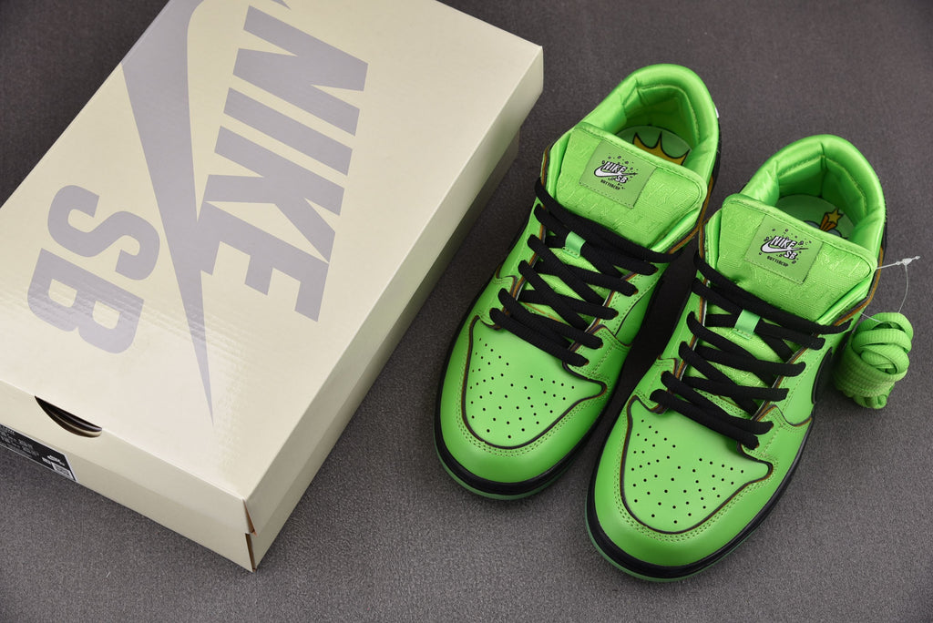Nike SB Dunk Low x Powerpuff Girls "Buttercup"