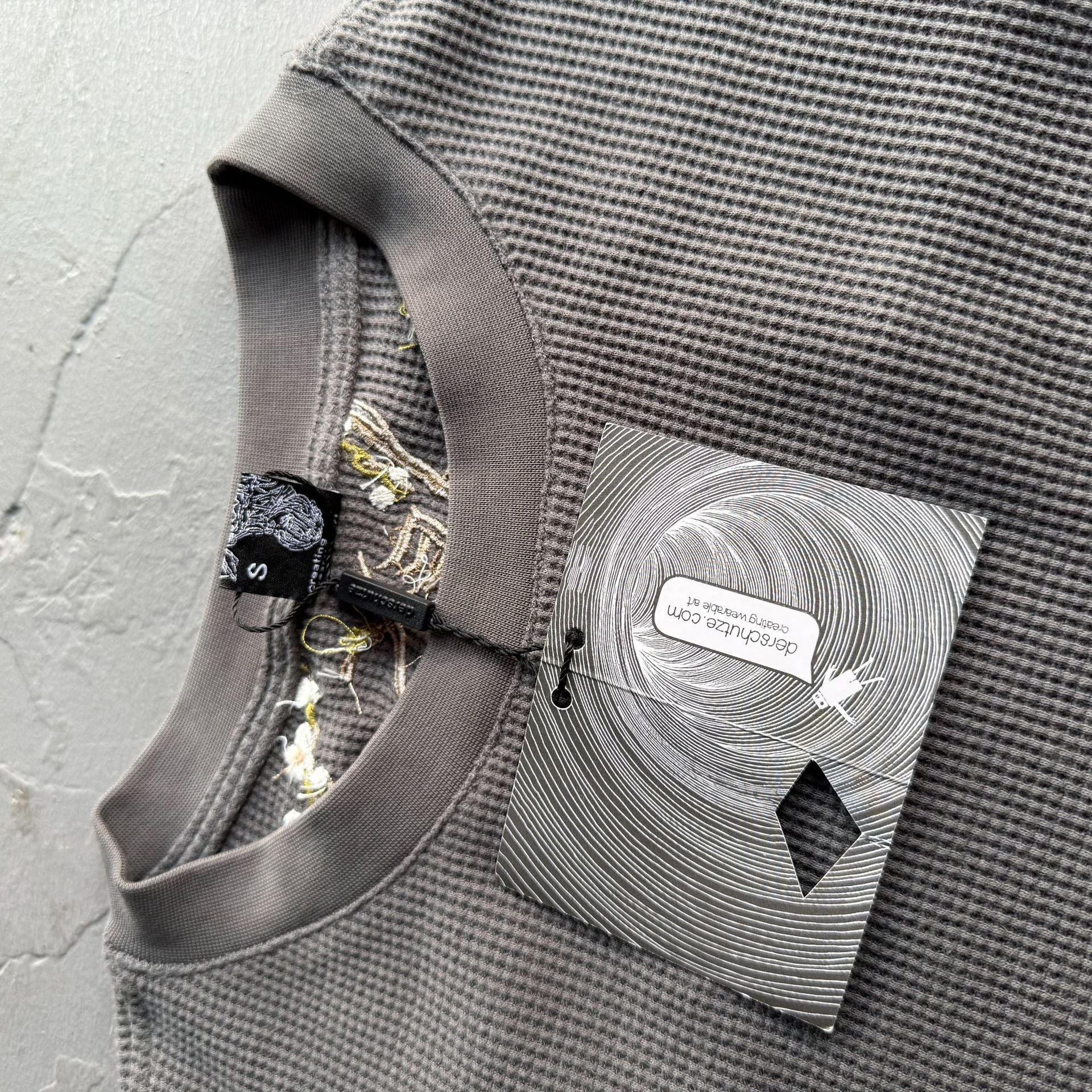 Derschutze "Blossom" Waffle Longsleeve Anthracite