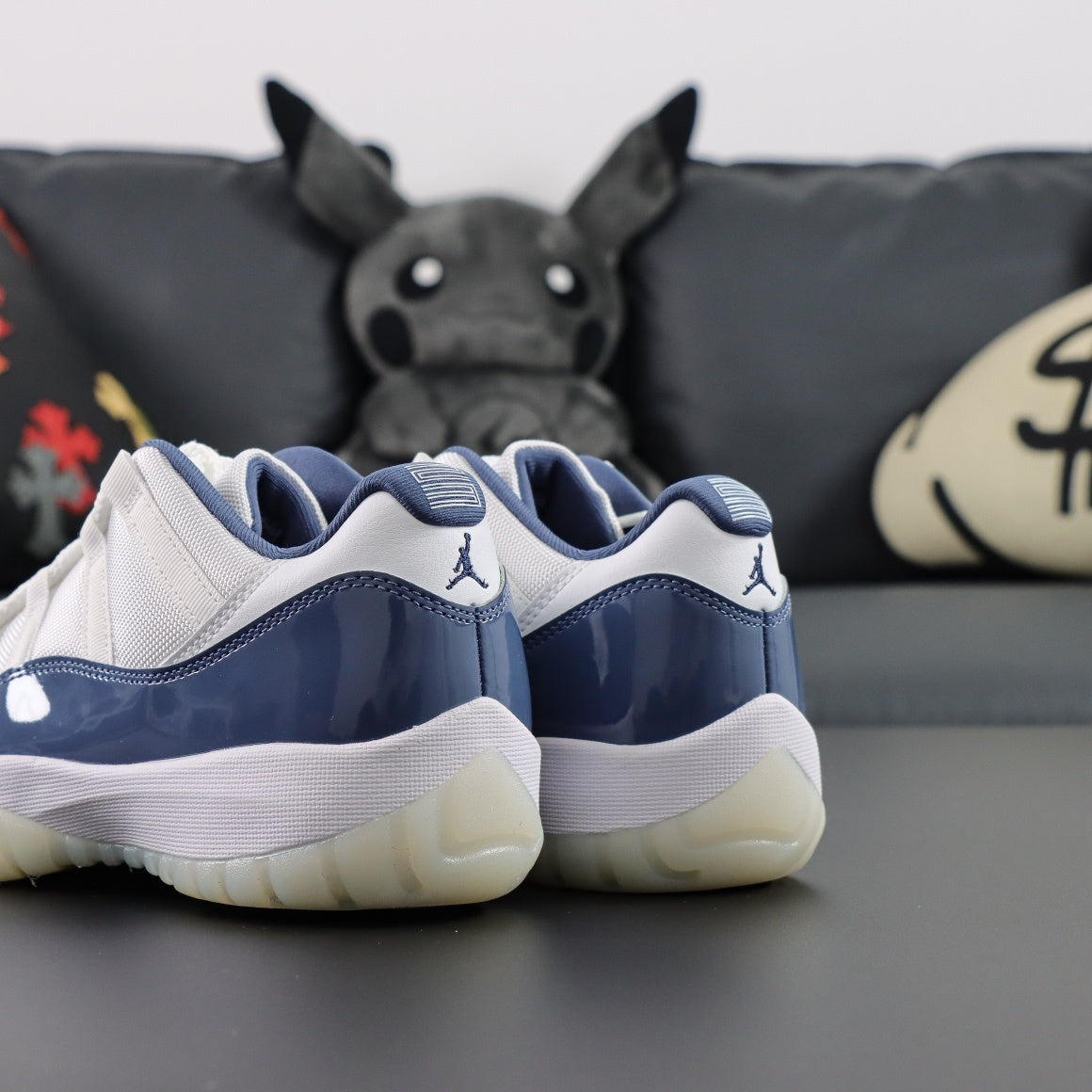 Air Jordan 11 Retro Low "Diffused Blue"