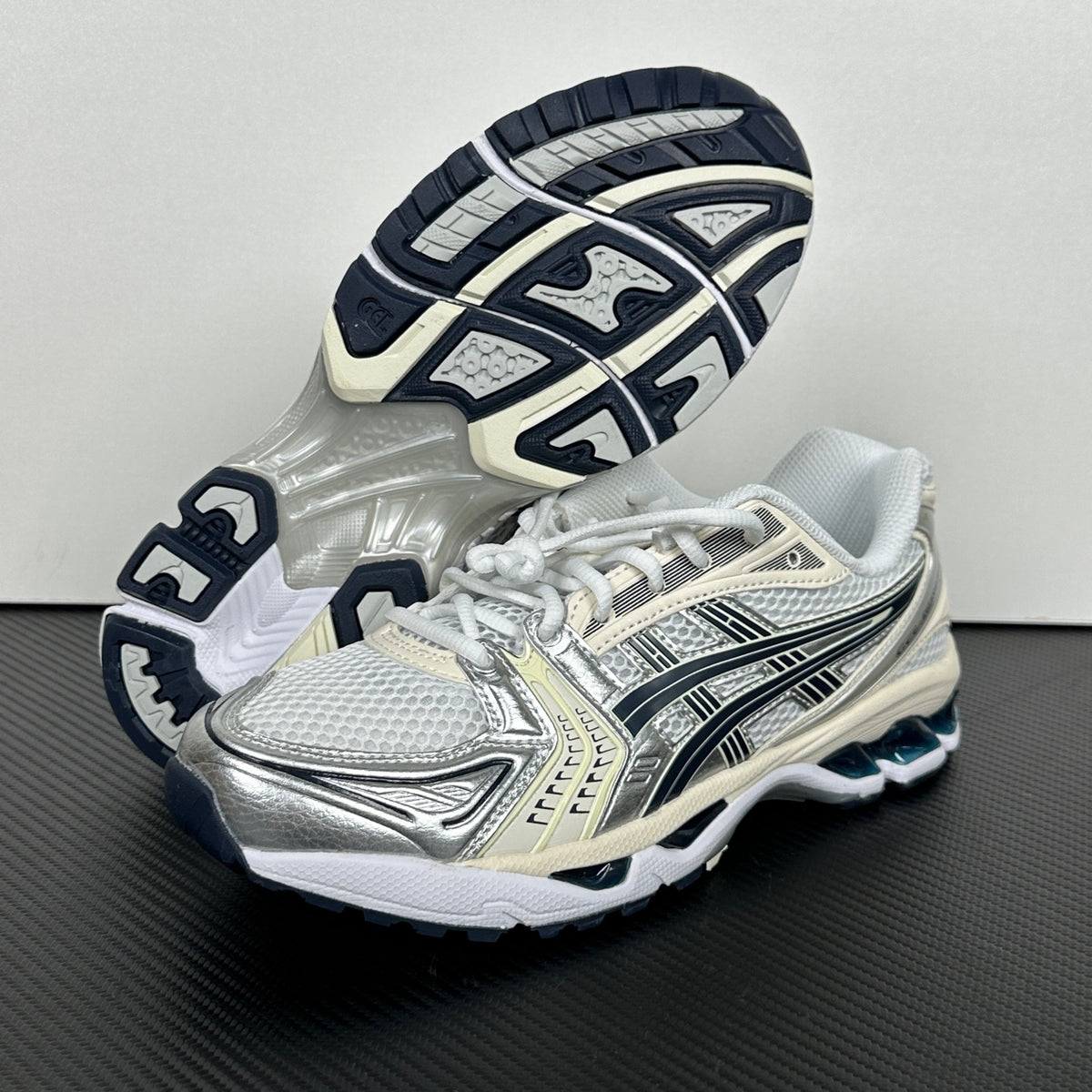 ASICS Gel-Kayano 14 Silver OYSTER WHITE/STEEPLE GREY