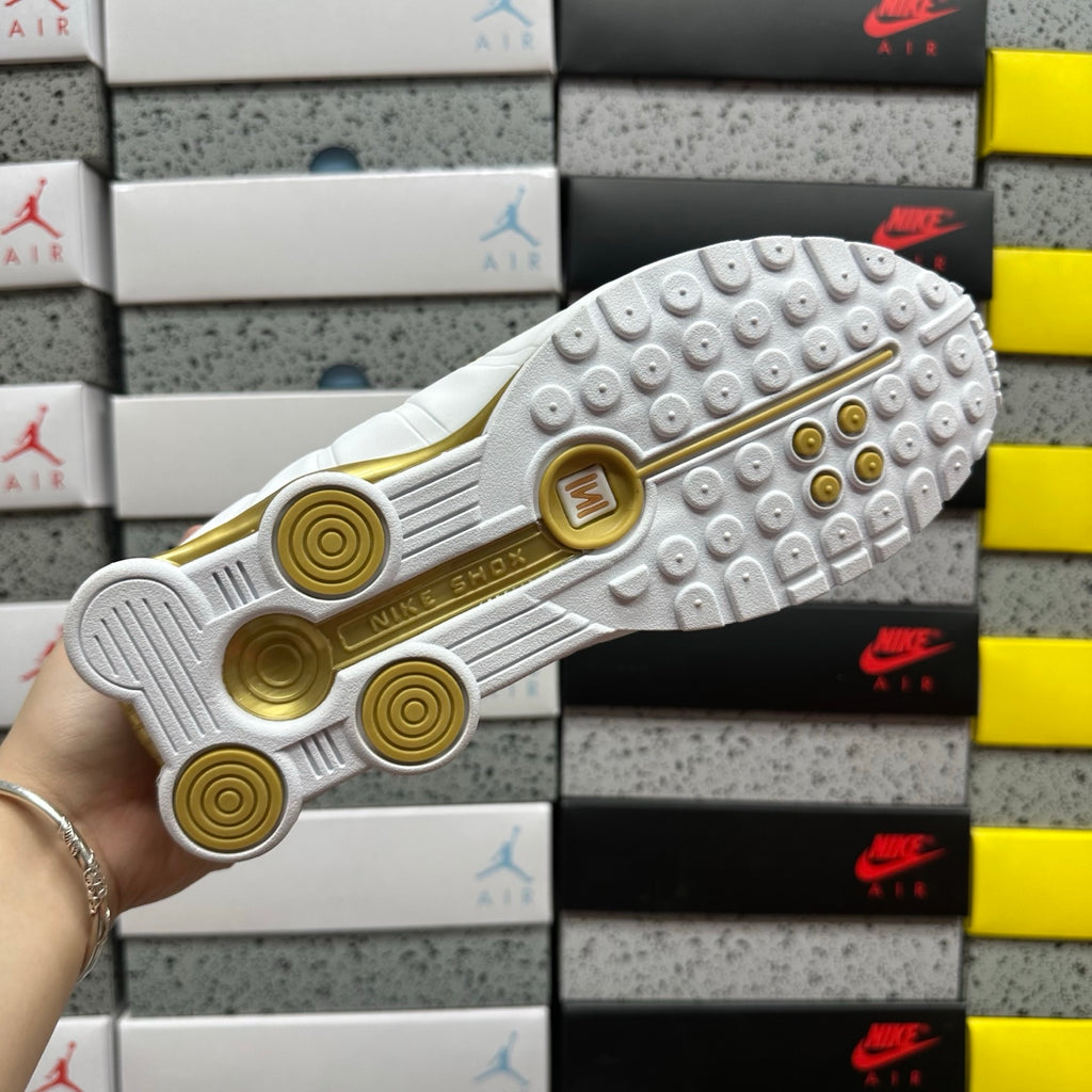 Nike Shox R4 White / Gold