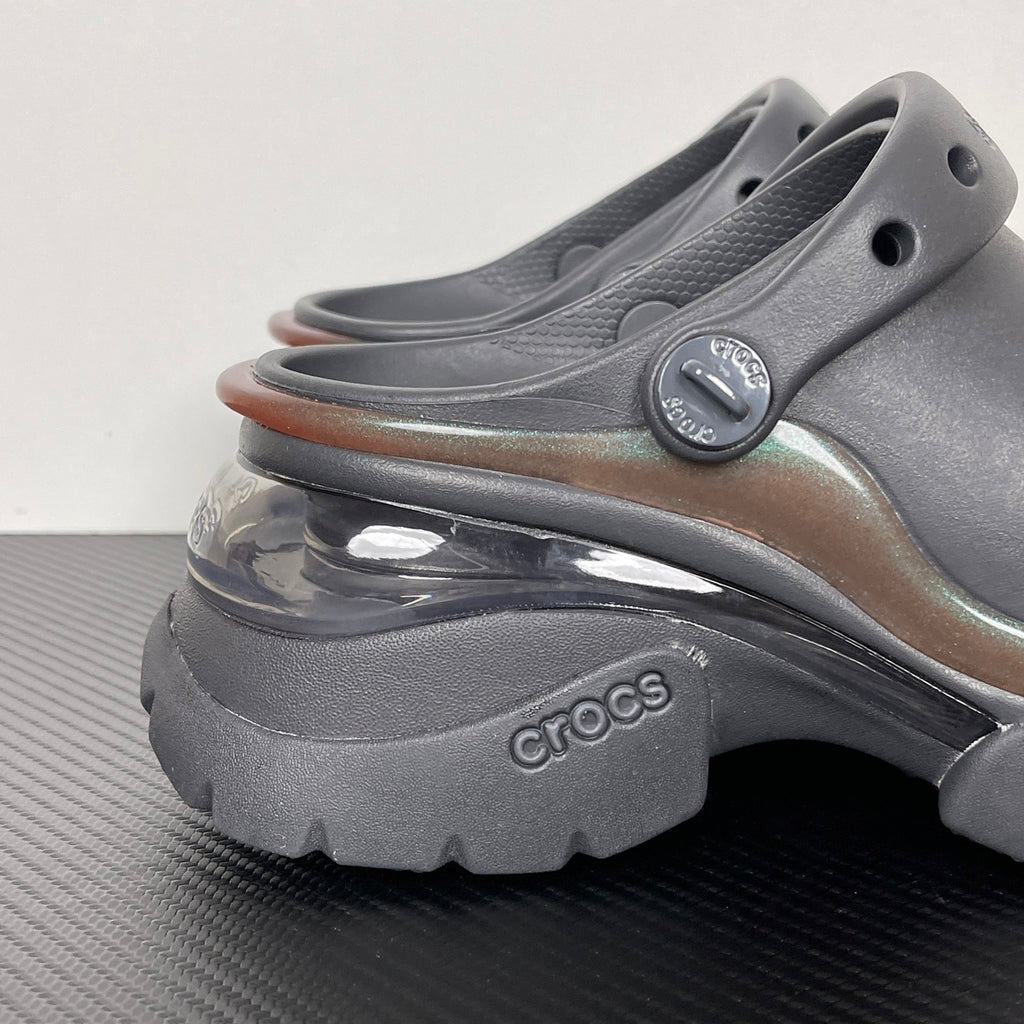 (Women's) Black Crocs Super Bae Clog