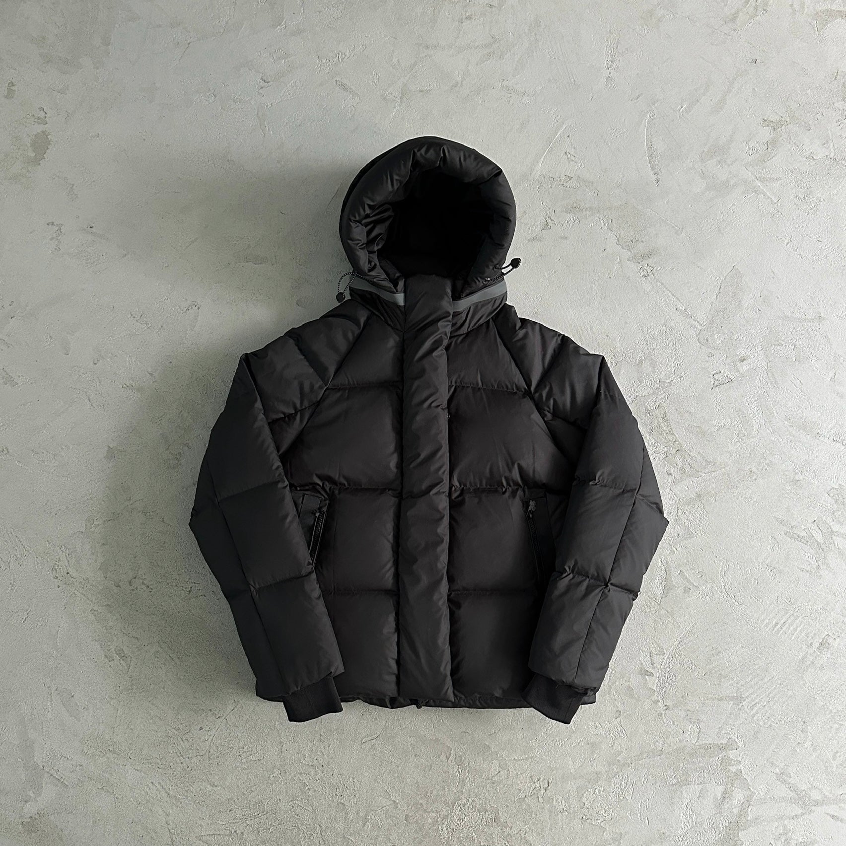 Syna Puffer Jackets