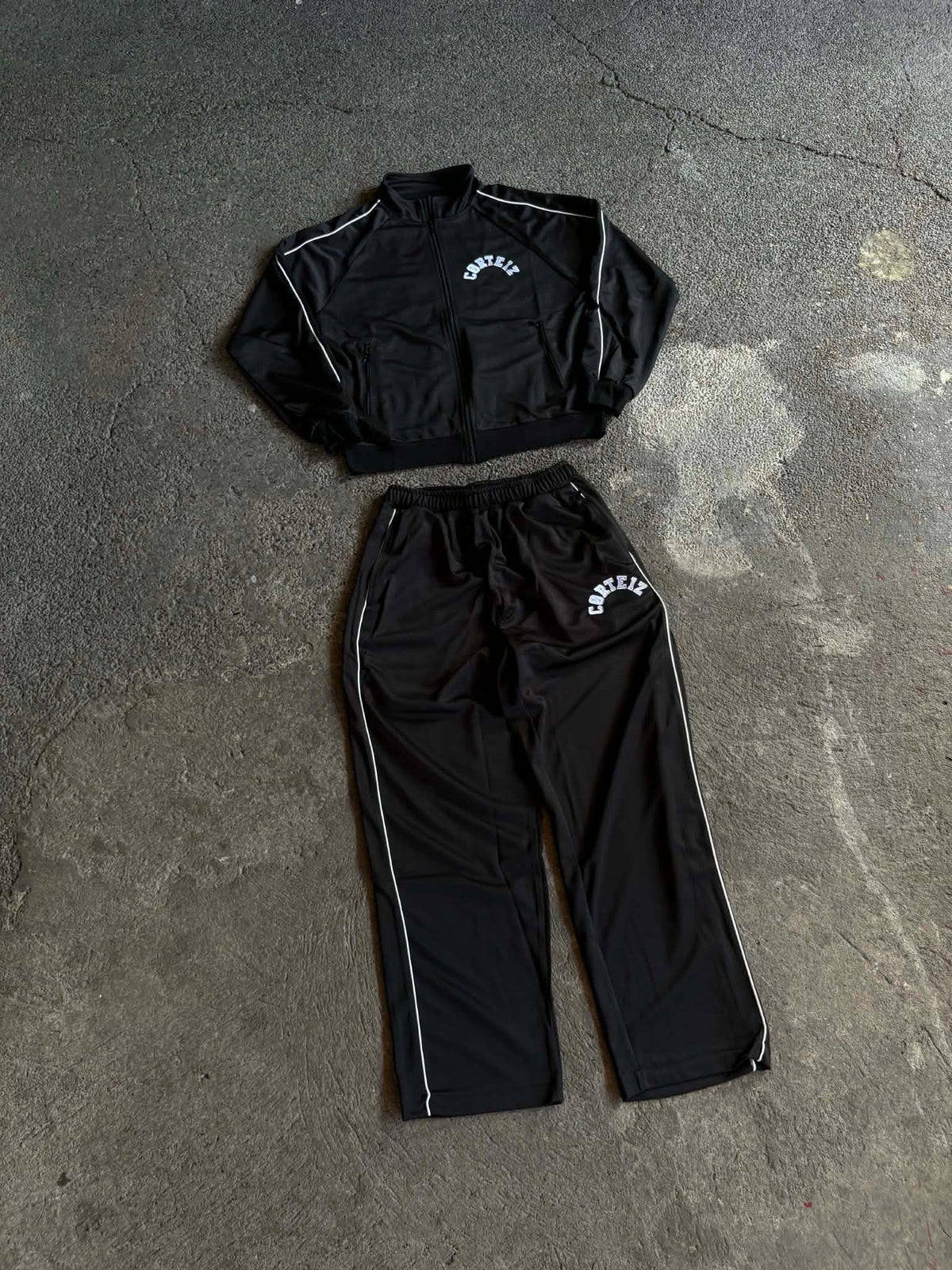 Corteiz Crest Arch Tracksuit (ON-HAND)