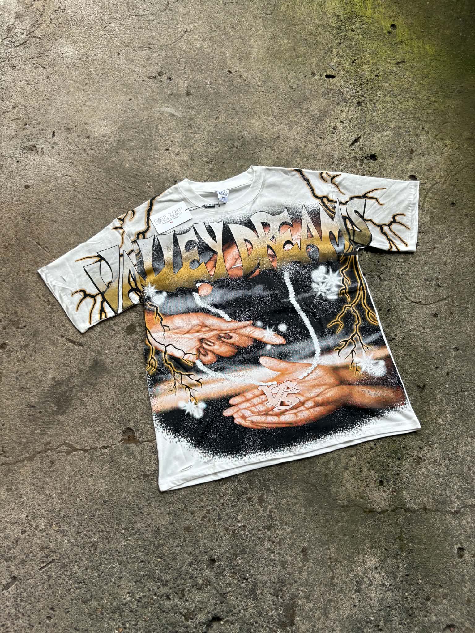 Vale Forever Hands Of God Tee 'Off/White'