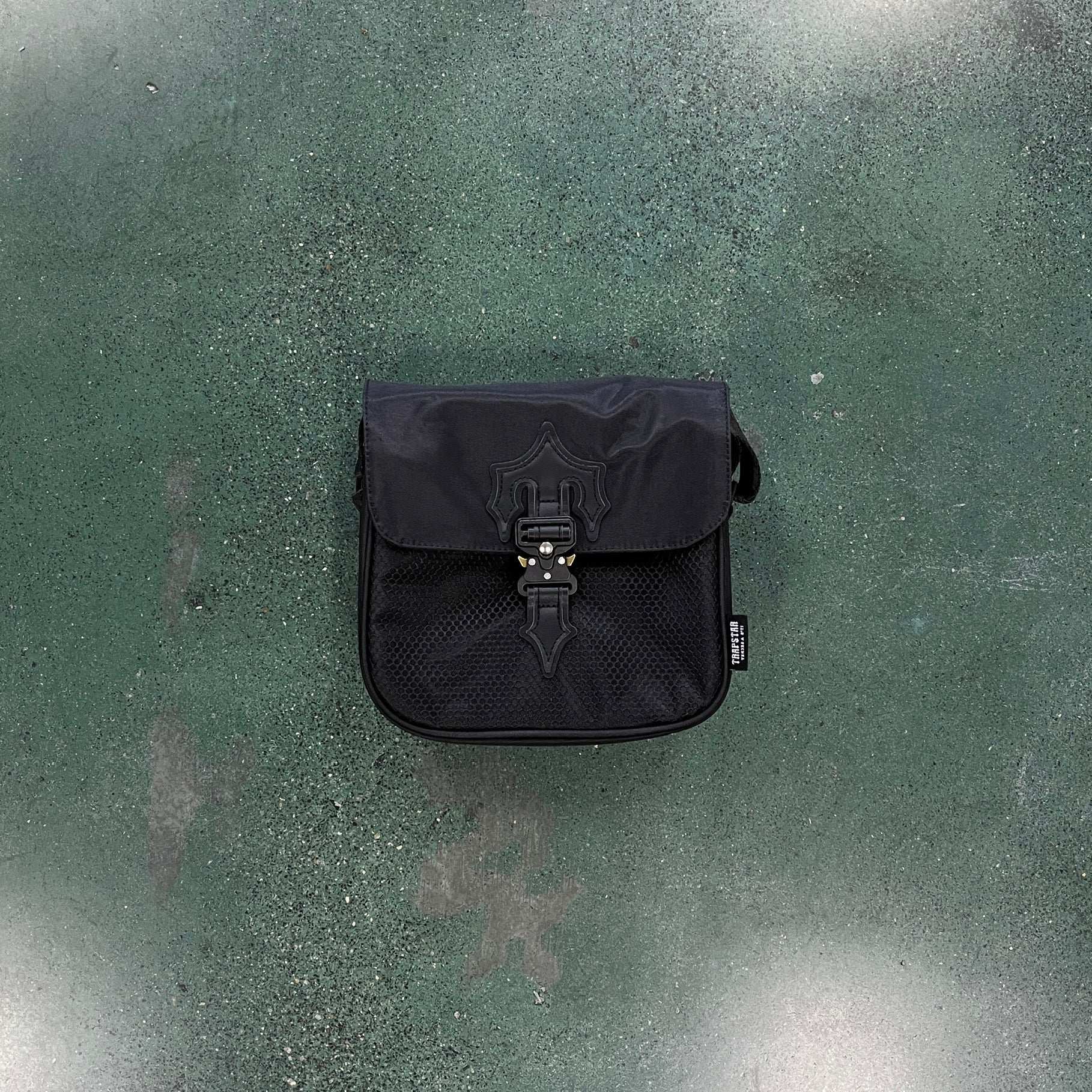 Trapstar Irongate T Cross Bodybag