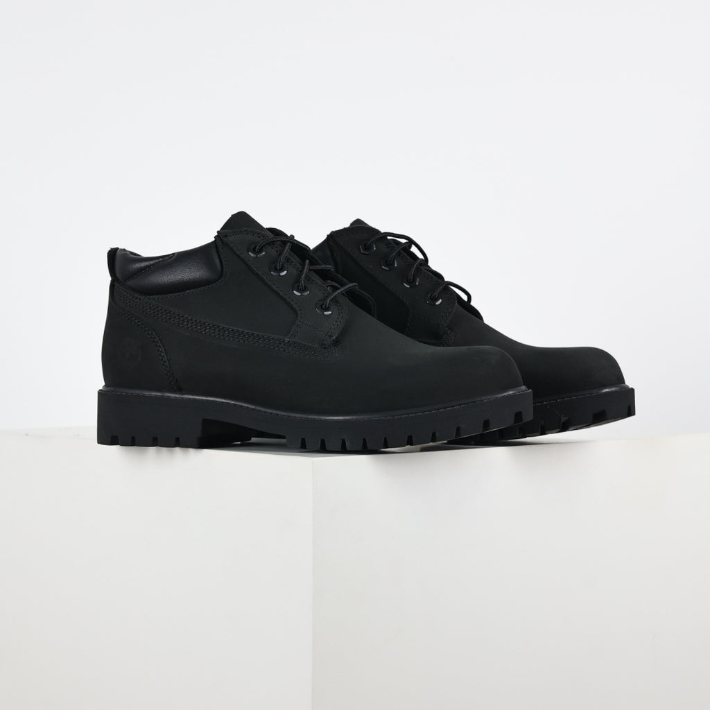 Timberland Premium Mid Lace-Up Chukka boots