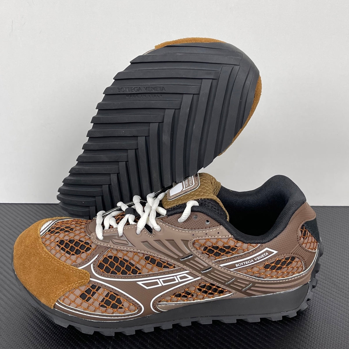 Bottega Veneta Orbit Sneakers Star Anise / Pinecone