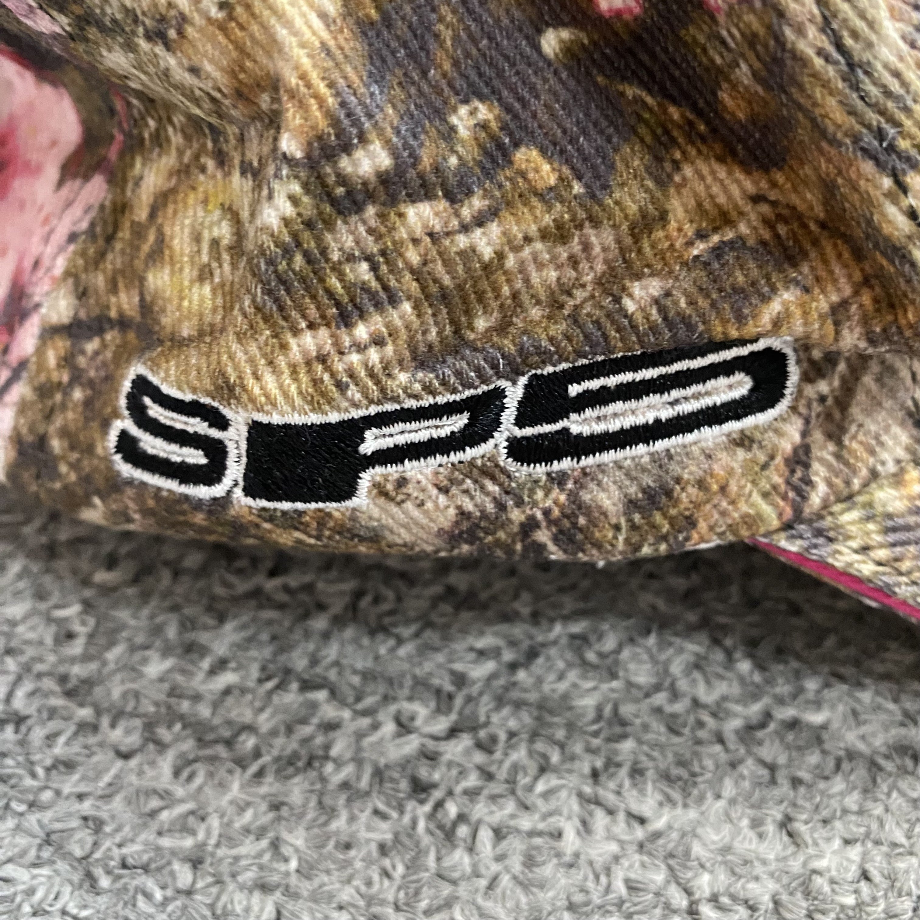 SP5DER  Caps