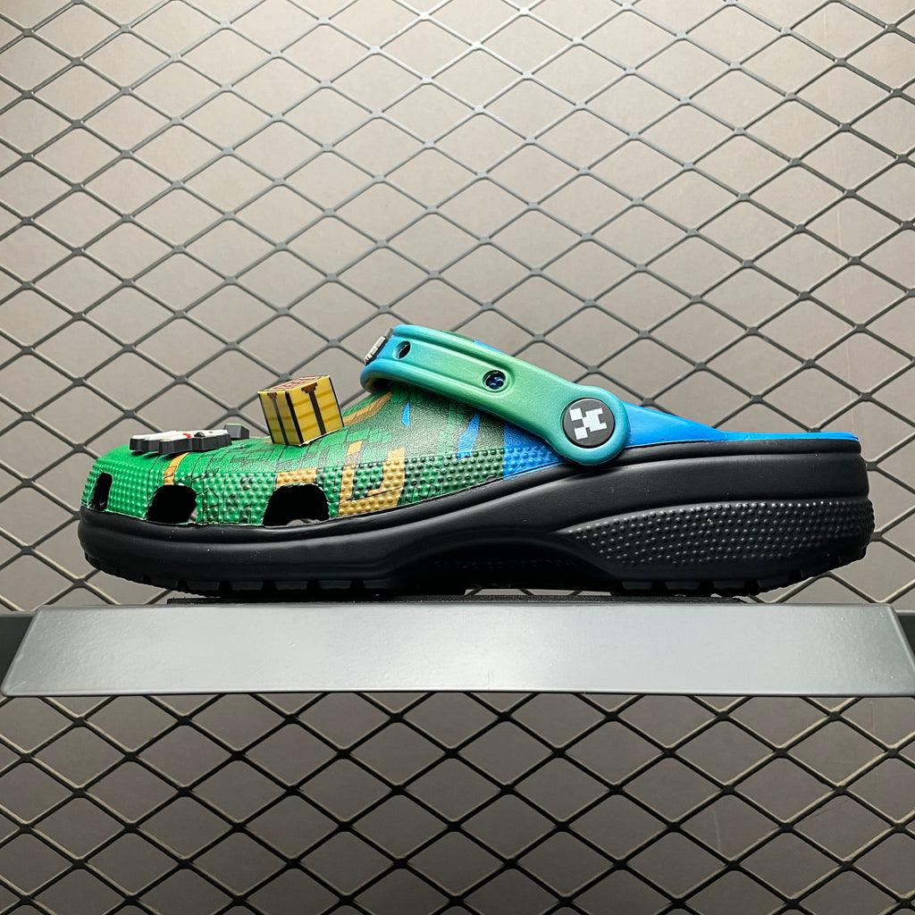 Crocs Minecraft Classic Clogs