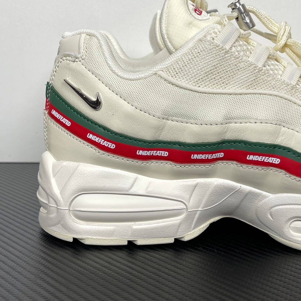 Air Max 95 x UNDEFEATED 'Sail'