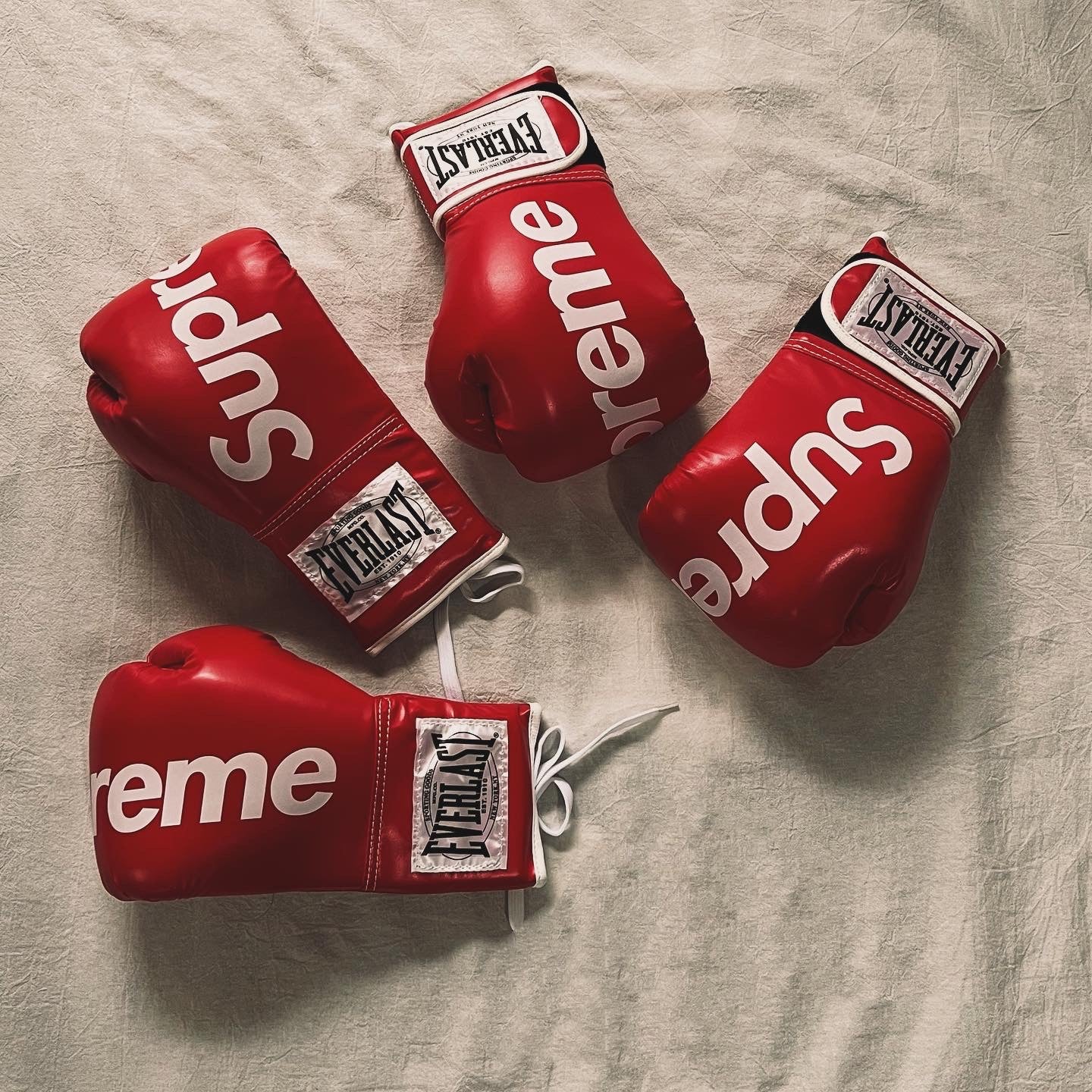Supreme Boxing Gloves
